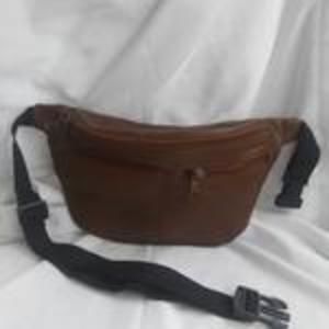 Vintage brown leather fanny pack